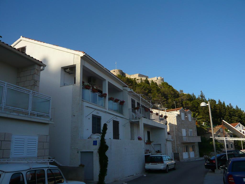 Apartments Luci Hvar Town Exterior foto
