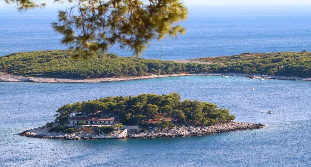 Apartments Luci Hvar Town Exterior foto