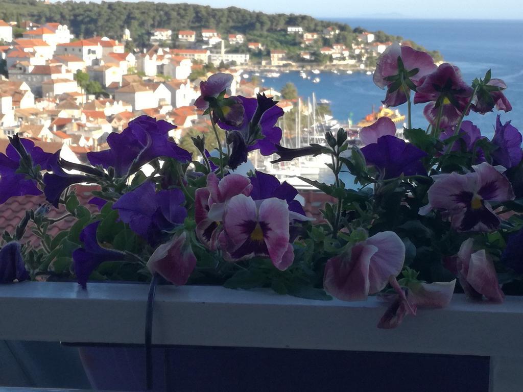 Apartments Luci Hvar Town Exterior foto