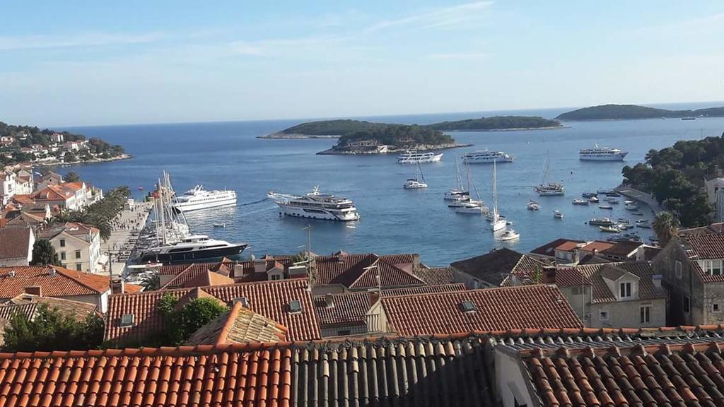 Apartments Luci Hvar Town Exterior foto