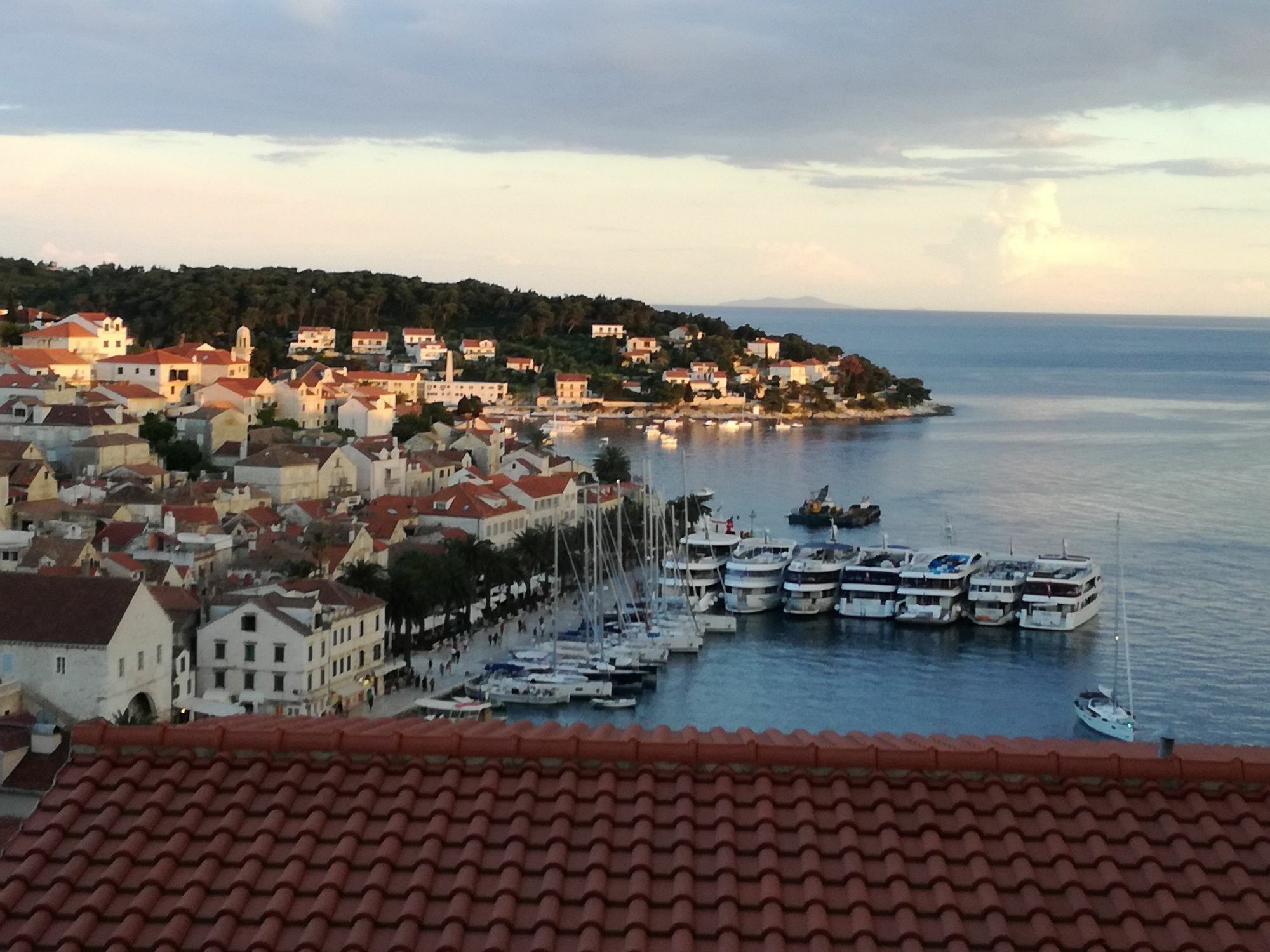 Apartments Luci Hvar Town Exterior foto